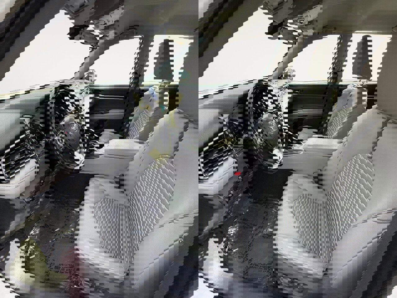 Used 2021 Toyota Camry SE image 10