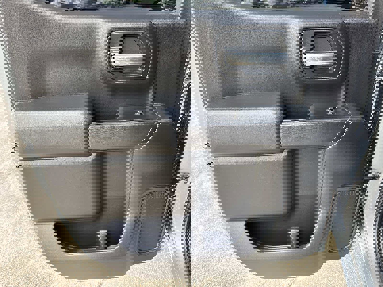 Used 2024 Chevrolet Silverado 1500 Custom image 28