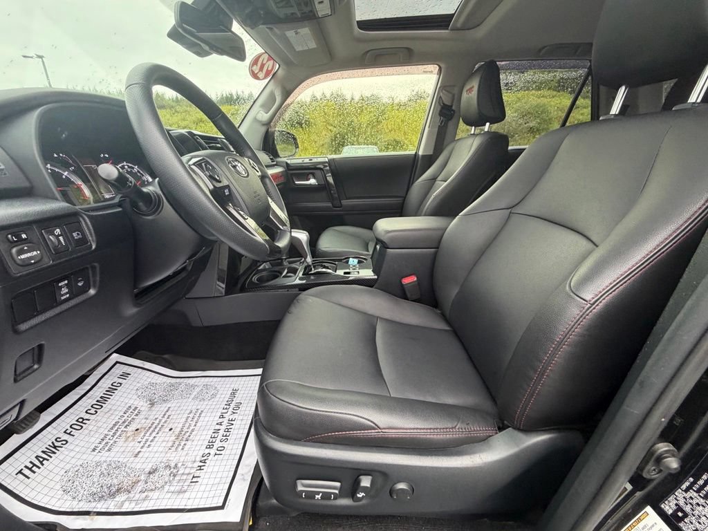 Used 2022 Toyota 4Runner TRD Off-Road Premium w/ Moonroof Package AWD/4WD image 16