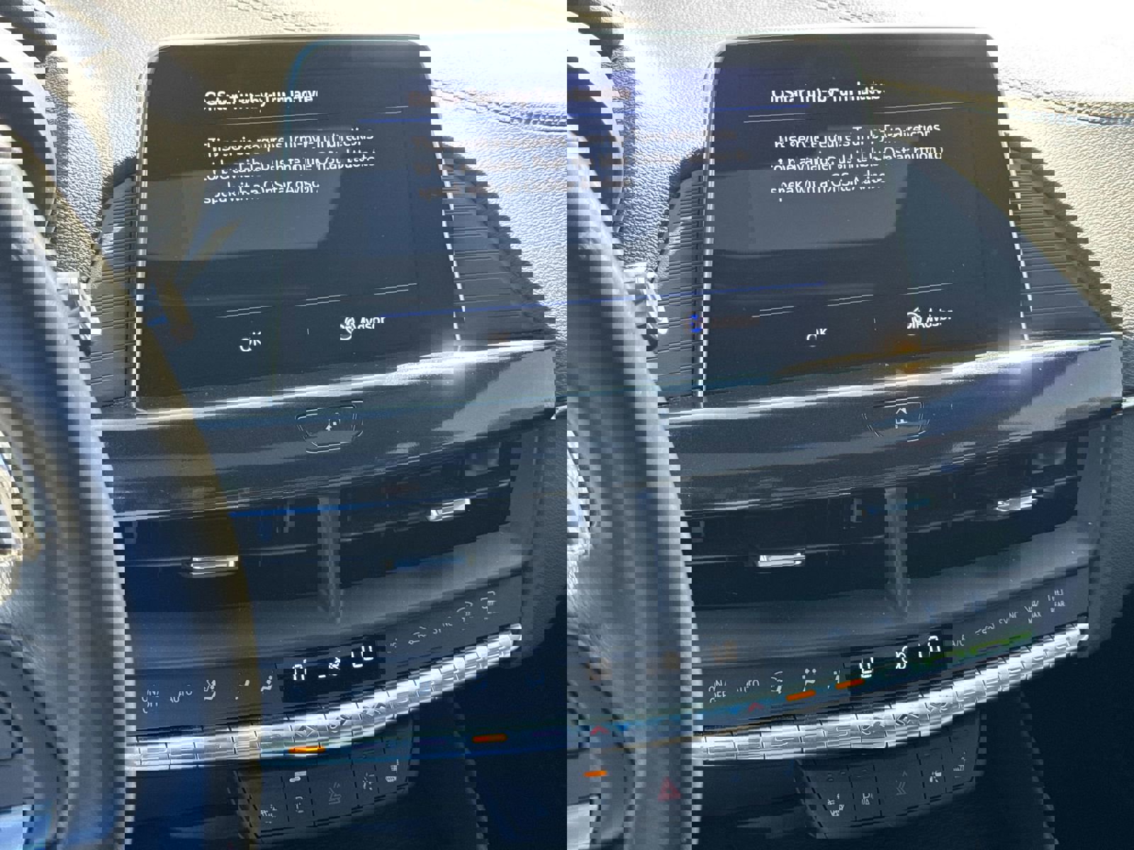 Used 2024 Cadillac CT4 V w/ LPO, ONYX Package image 24