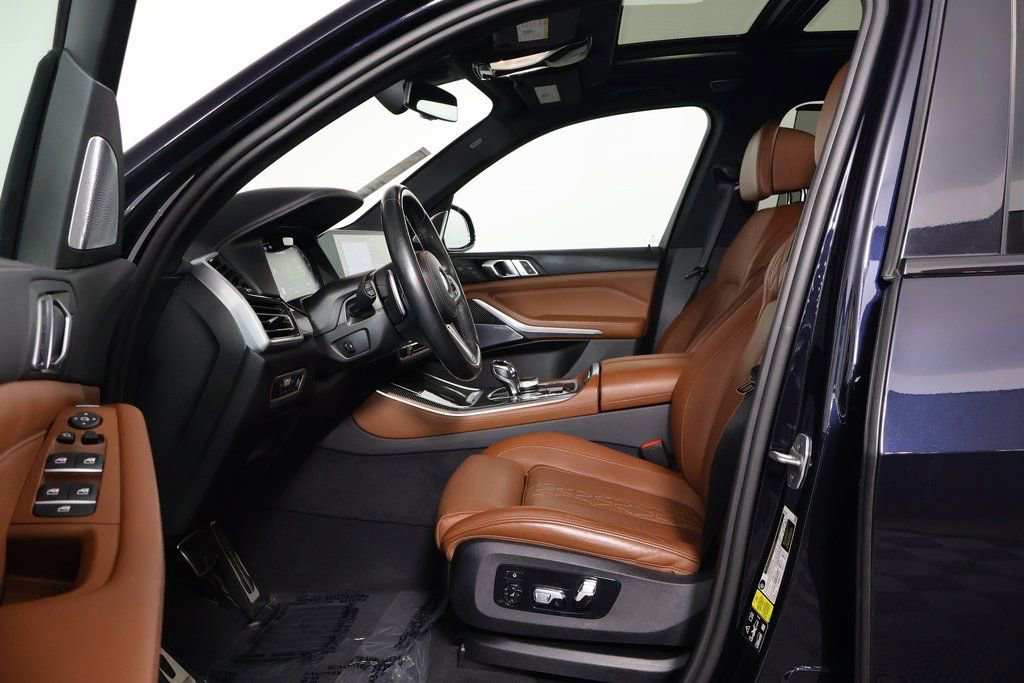 Used 2023 BMW X5 M50i w/ Executive Package image 10