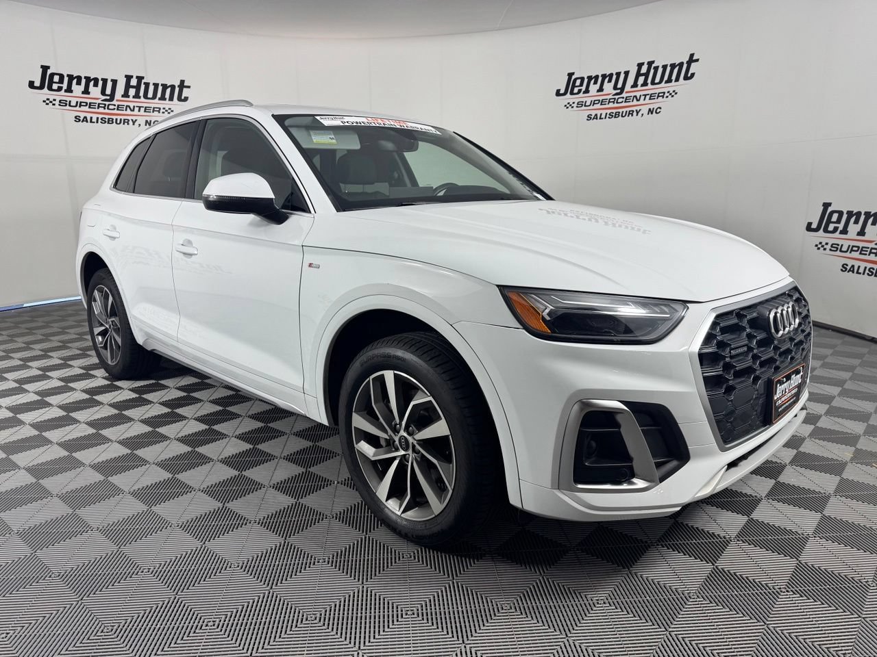 Used 2023 Audi Q5 2.0T Premium Plus w/ Premium Plus Package AWD/4WD image 5
