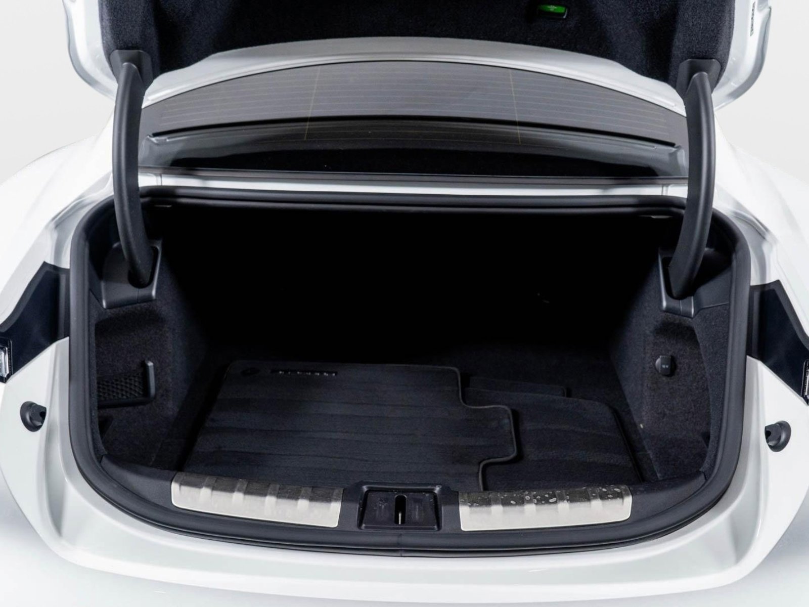 Used 2024 Porsche Taycan GTS w/ Premium Package (P6U) image 55