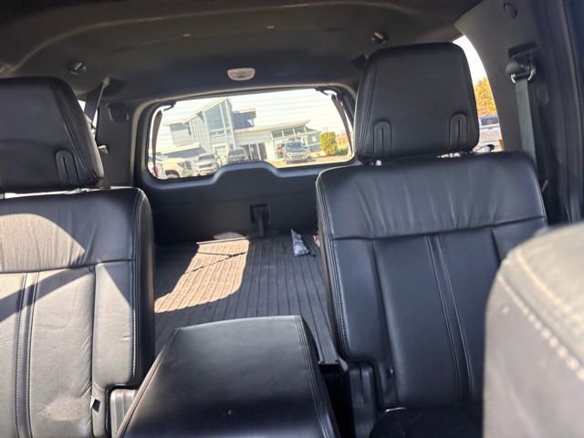 Used 2016 Lincoln Navigator L Select image 12