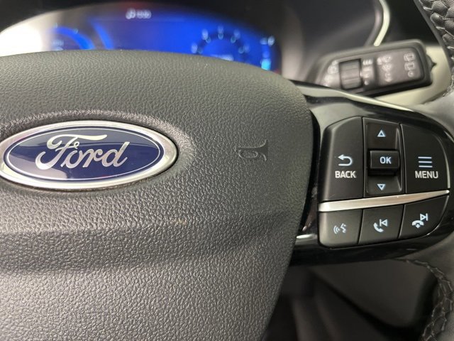 Used 2022 Ford Escape Titanium image 10