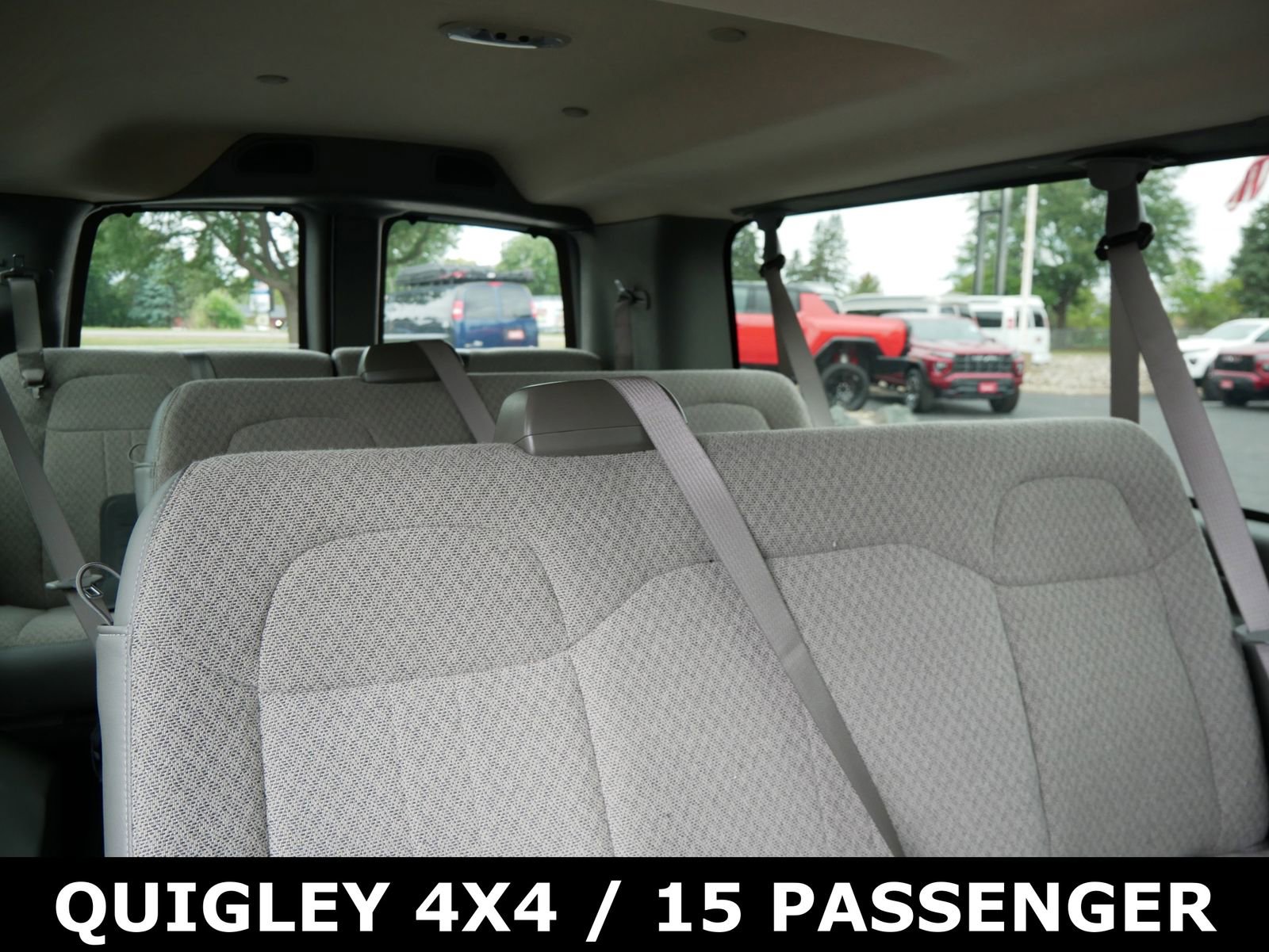 Used 2024 Chevrolet Express 3500 LT w/ LT Preferred Equipment Group image 10