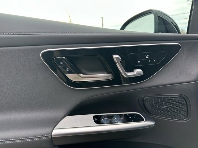 Certified 2025 Mercedes-Benz GLC 300 4MATIC image 13