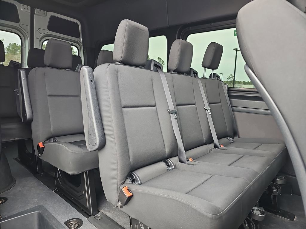 Used 2024 Mercedes-Benz Sprinter 2500 image 14