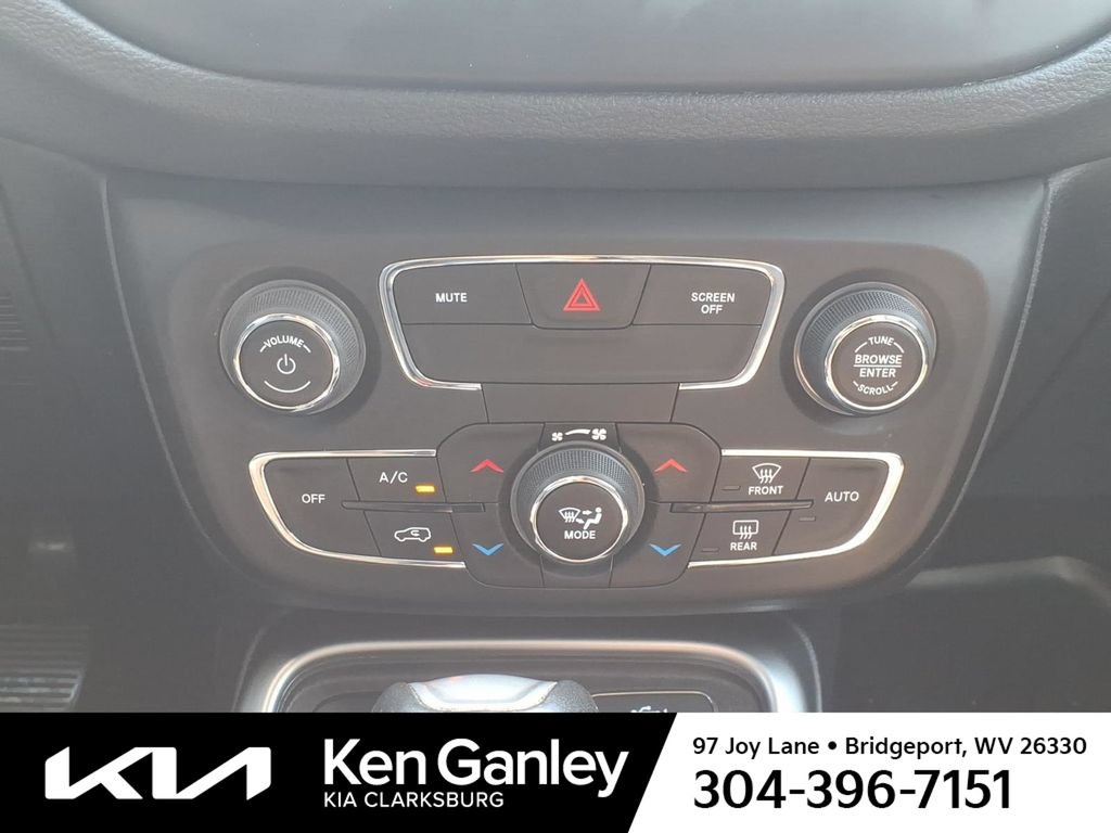 Used 2020 Jeep Compass Latitude AWD/4WD image 17