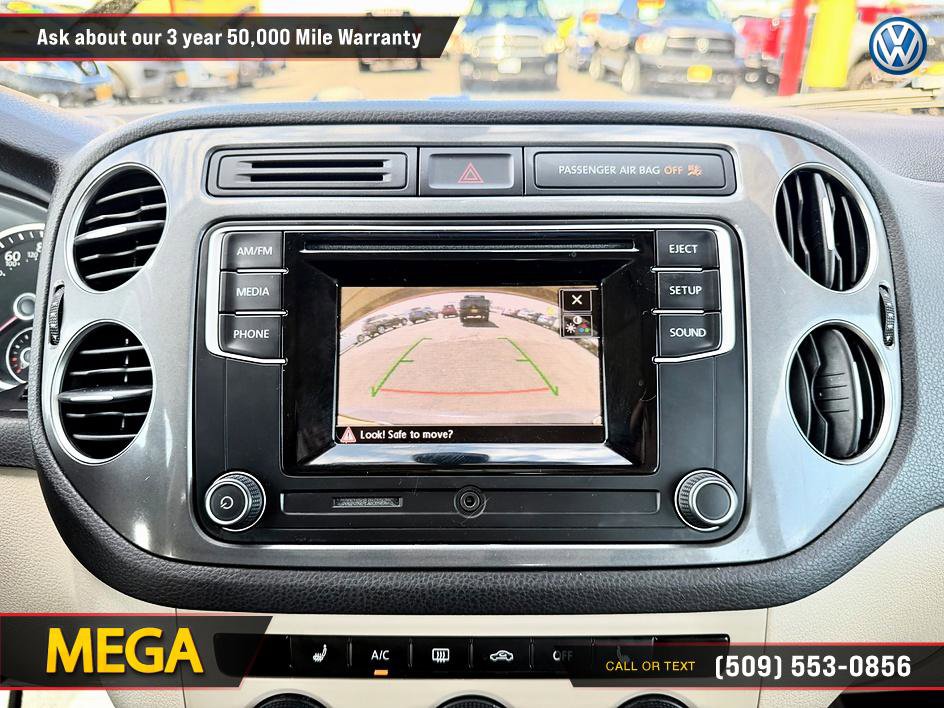 Used 2016 Volkswagen Tiguan S image 21