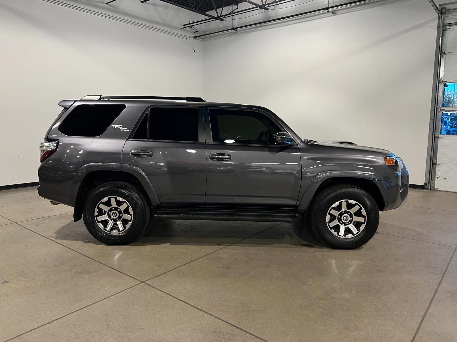 Used 2019 Toyota 4Runner TRD Off-Road image 2
