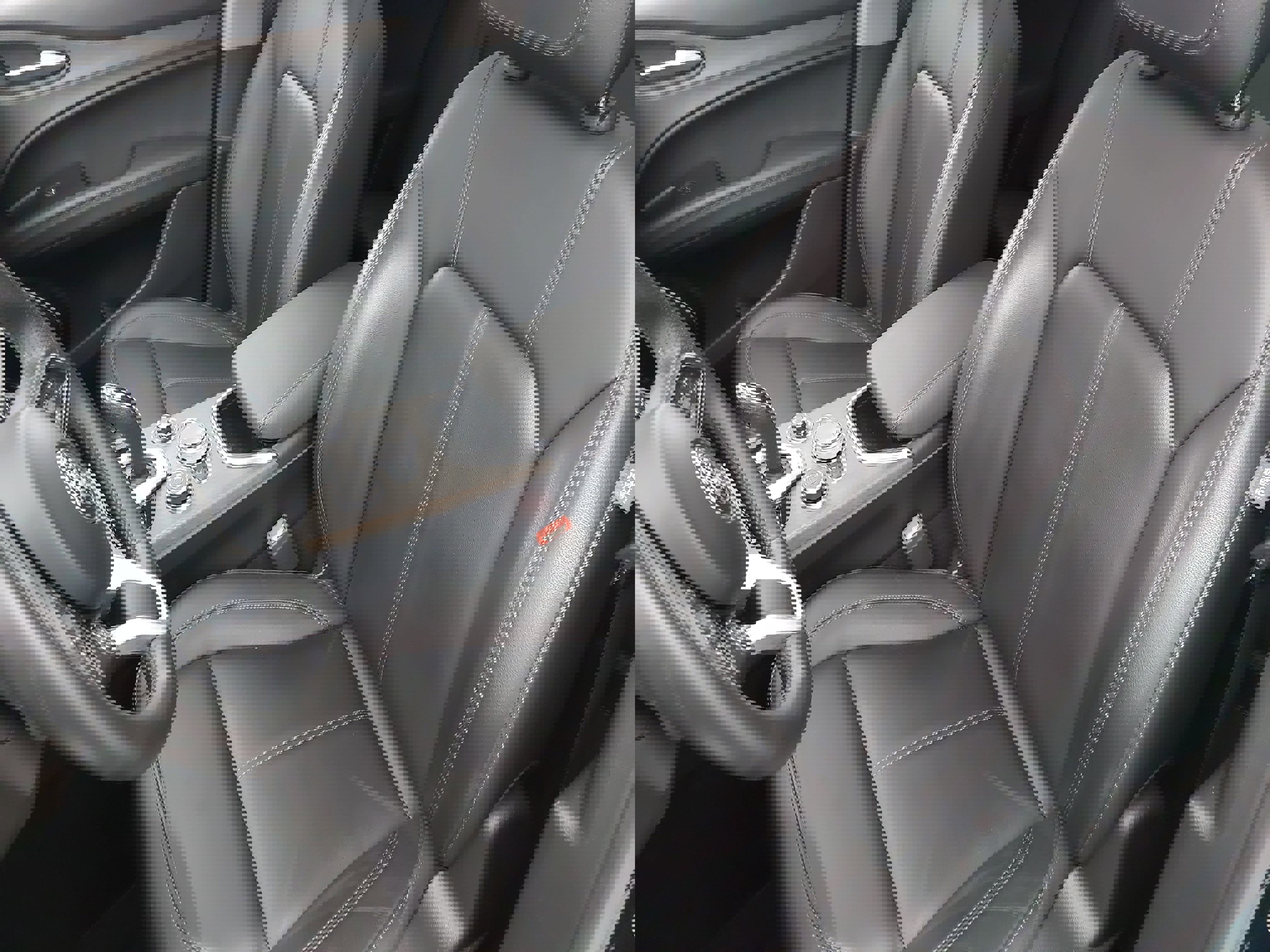 Used 2021 Alfa Romeo Stelvio Ti w/ Nero Edizione image 17