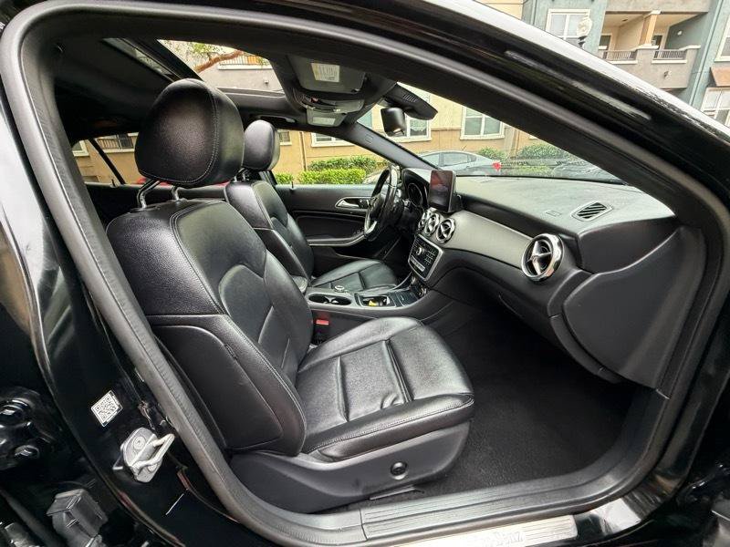 Used 2018 Mercedes-Benz GLA 250 image 49