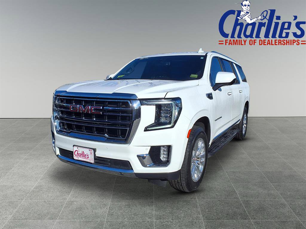 Used 2022 GMC Yukon XL SLT AWD/4WD image 1