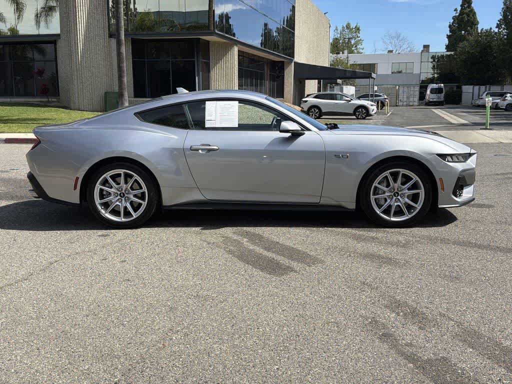 Used 2024 Ford Mustang GT Premium image 7
