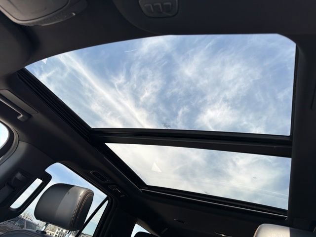 Used 2023 Ford Expedition Max Platinum AWD/4WD image 32