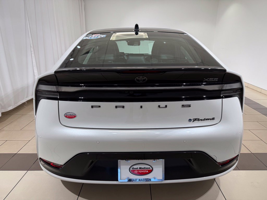 Certified 2024 Toyota Prius Prime Premium w/ Advanced Technology Package FWD image 4