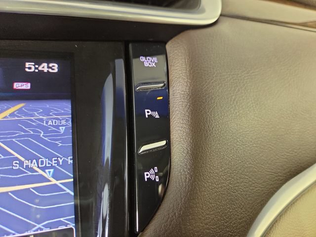 Used 2016 Cadillac XTS Luxury w/ Driver Awareness Package FWD image 25