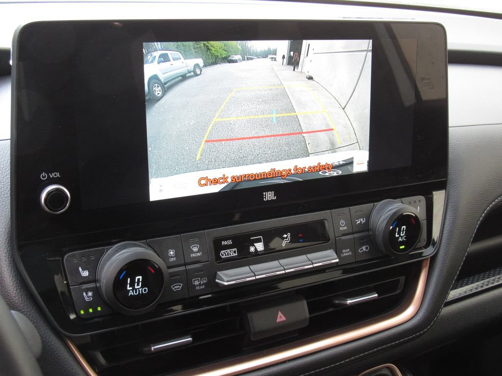 Certified 2024 Toyota Grand Highlander AWD Hybrid image 39