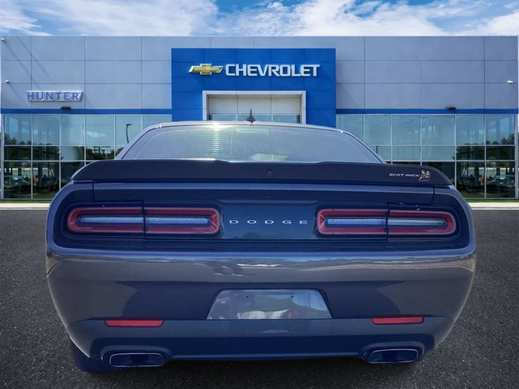 Used 2022 Dodge Challenger R/T Scat Pack RWD image 3