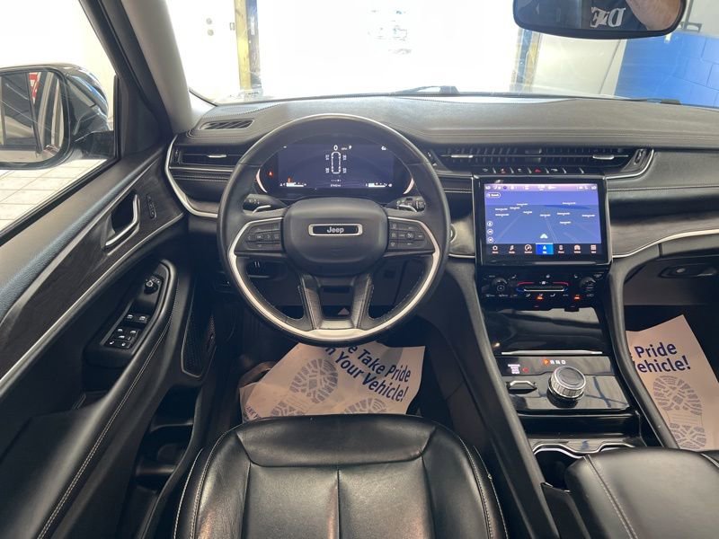 Used 2021 Jeep Grand Cherokee L Limited AWD/4WD image 33