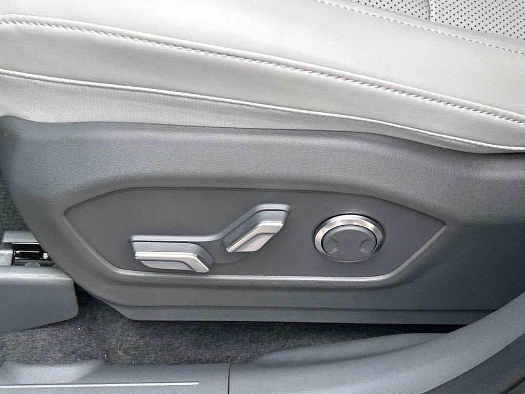 New 2026 Hyundai Santa Fe SEL image 16