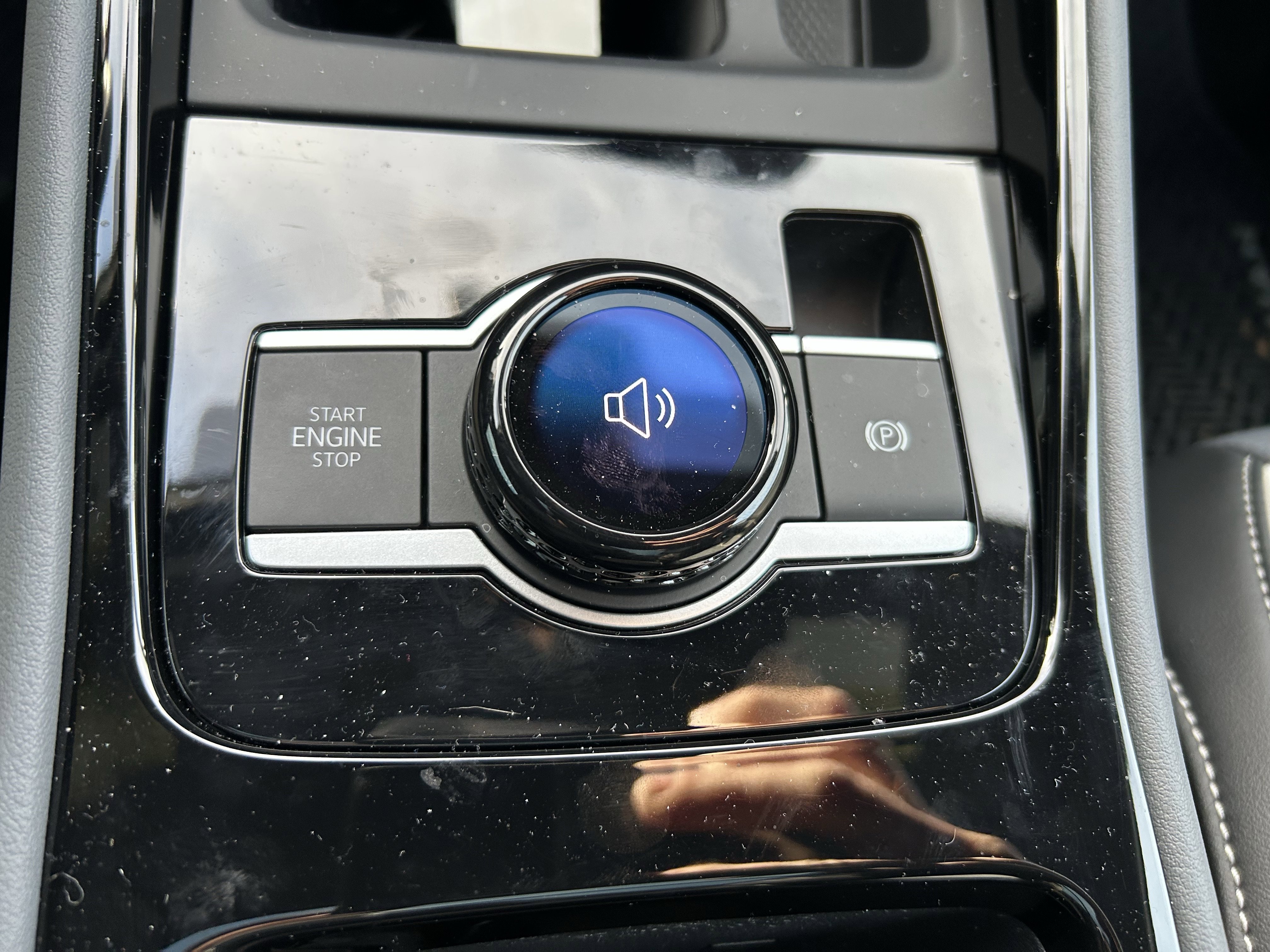 New 2026 Volkswagen Tiguan SEL R-Line image 15