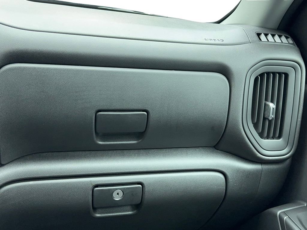 Used 2025 Chevrolet Silverado 1500 Custom image 20