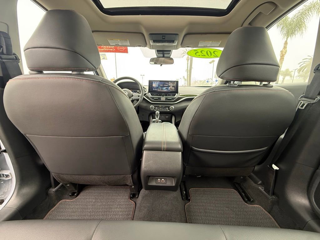 Certified 2025 Nissan Altima 2.5 SR w/ SR Premium Package image 14