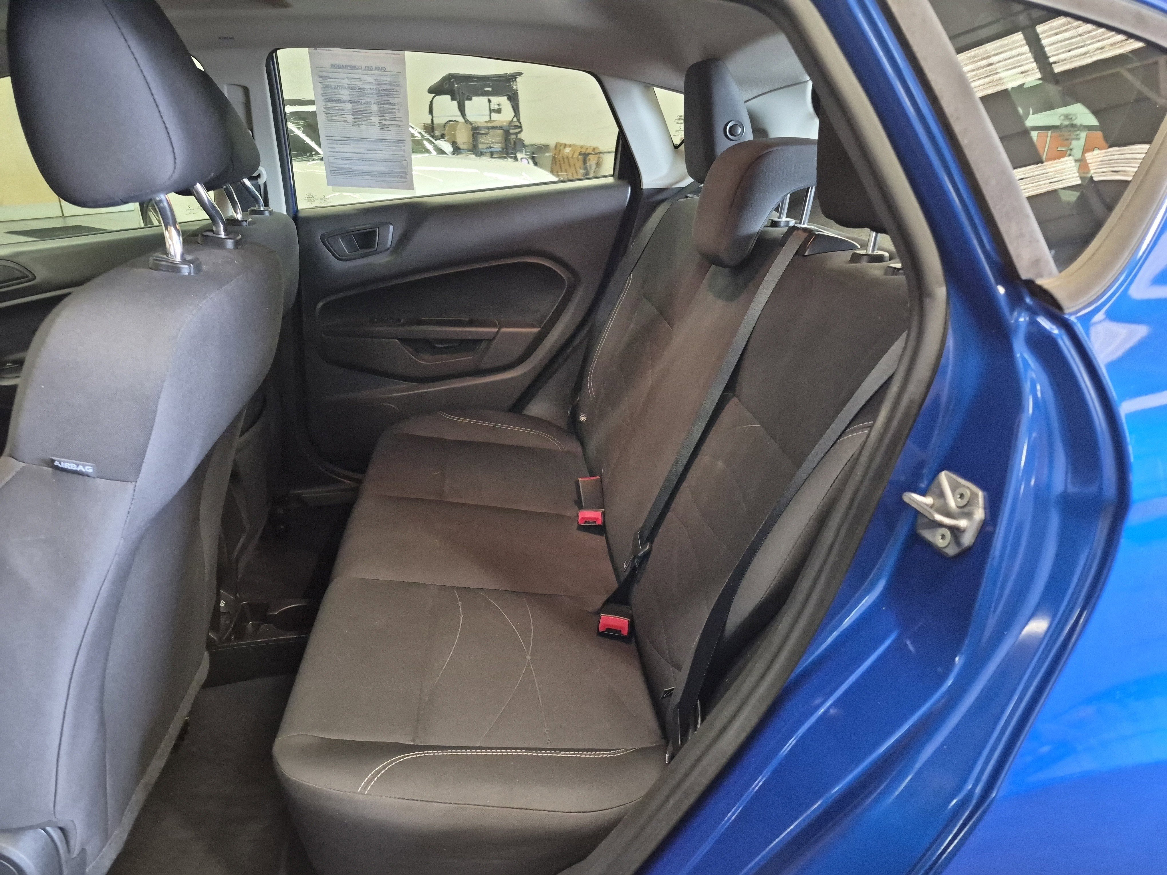 Used 2018 Ford Fiesta SE FWD image 13