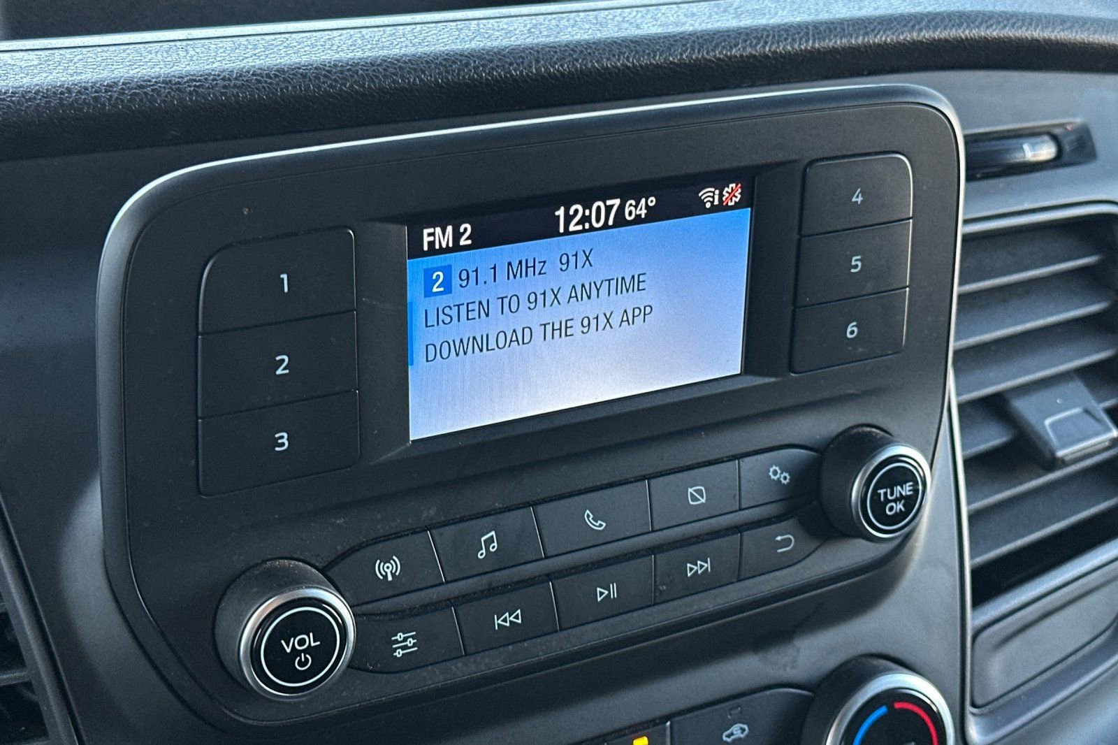 Used 2023 Ford Transit 250 Low Roof w/ Exterior Upgrade Package image 22