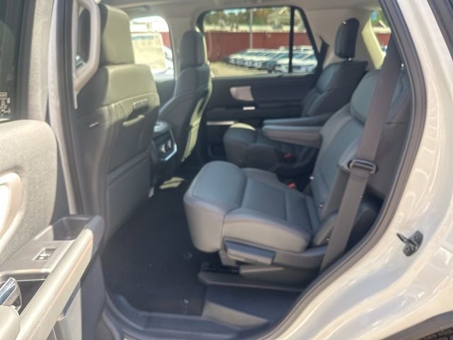 New 2025 Ford Expedition Active image 26