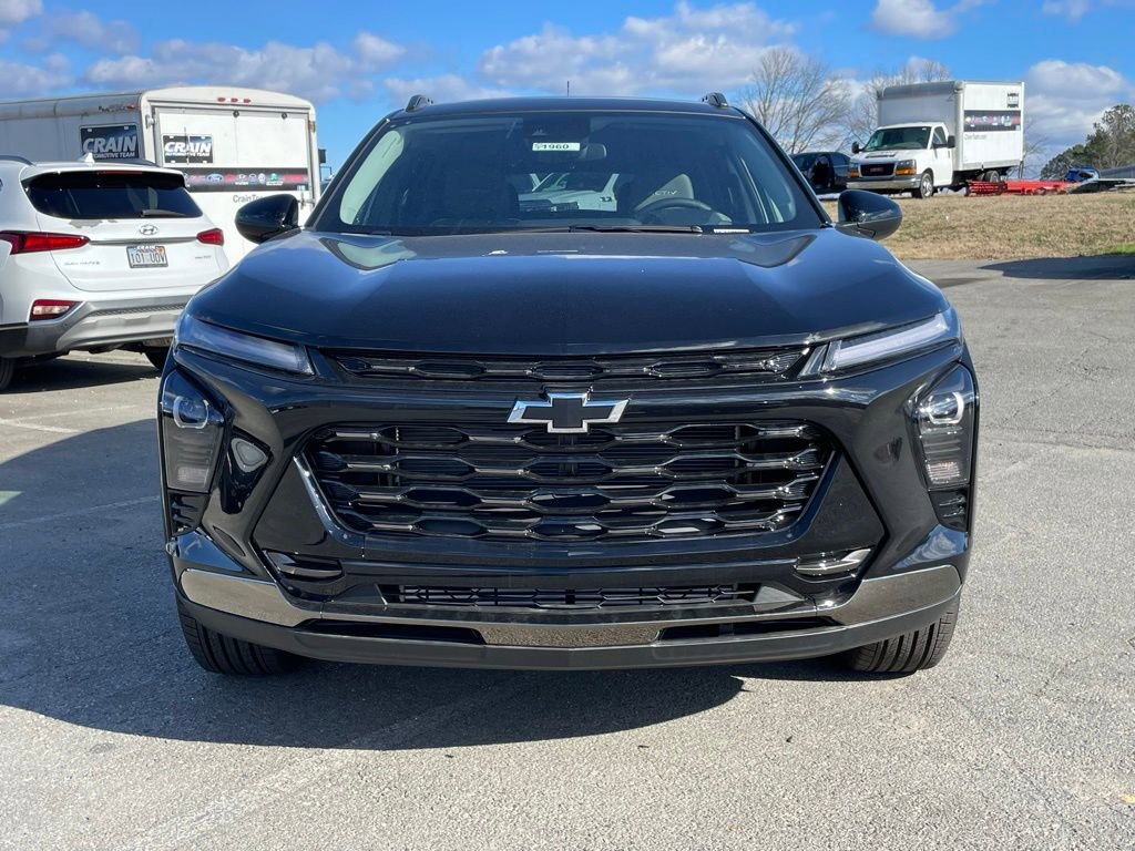 New 2026 Chevrolet Trax ACTIV w/ Driver Confidence Package image 2