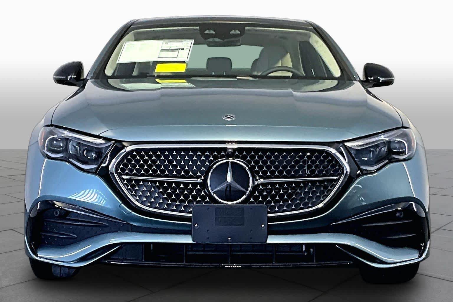 New 2027 Mercedes-Benz E 450 4MATIC Sedan image 2