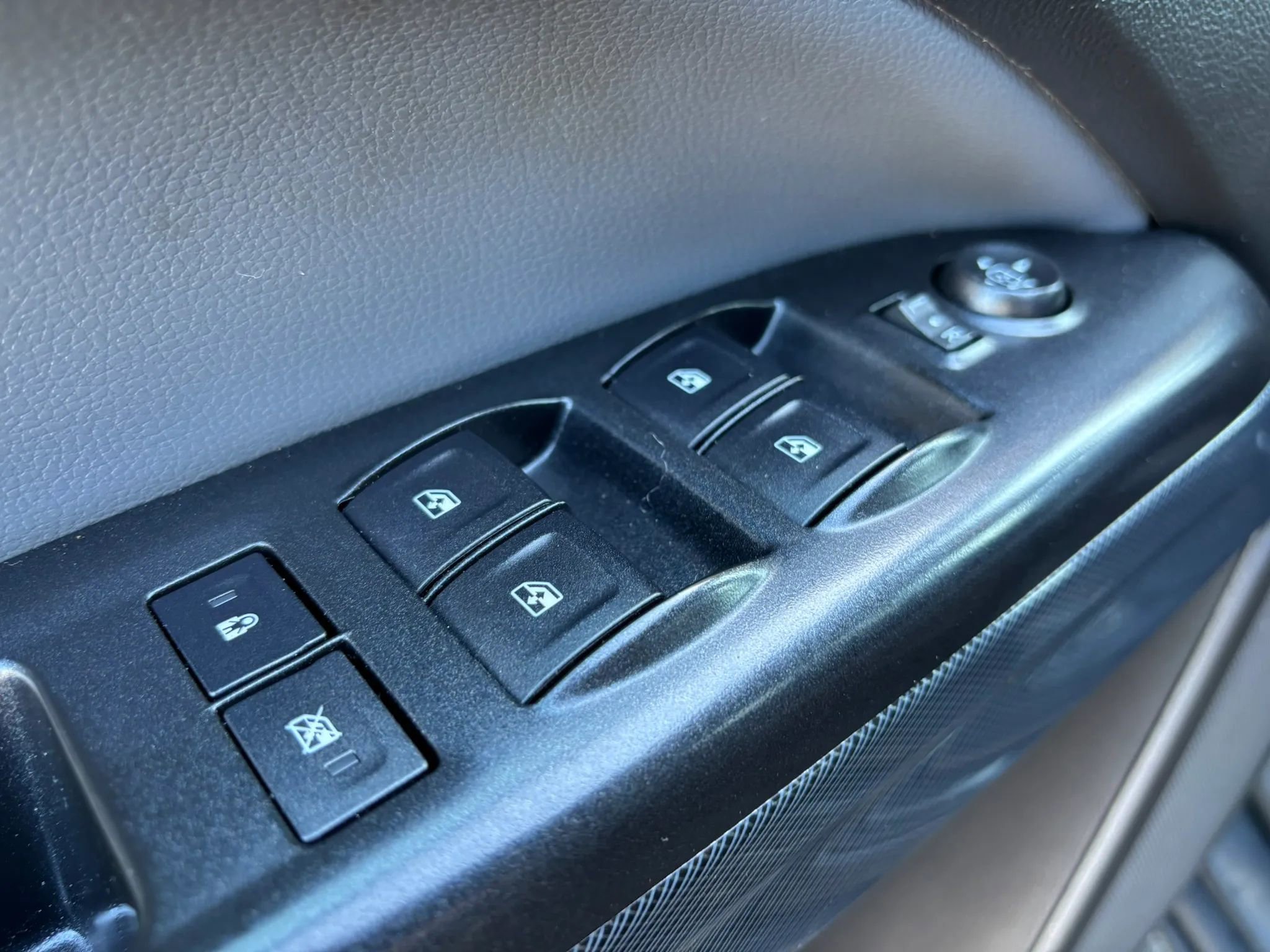 Used 2016 Chevrolet Colorado Z71 image 37