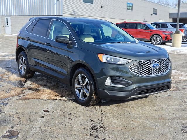 Certified 2024 Ford Edge SEL w/ Convenience Package image 2