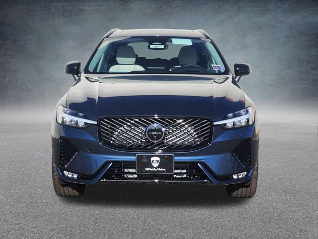 New 2026 Volvo XC60 B5 Ultra w/ Protection Package Premier AWD/4WD image 2