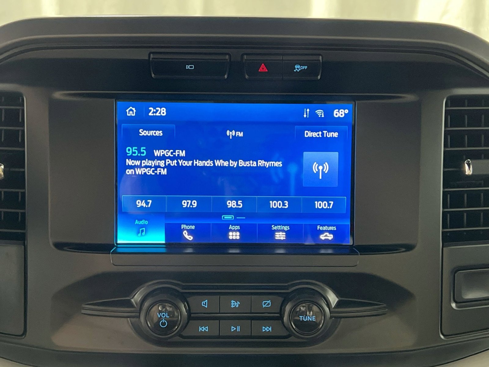 Used 2023 Ford F150 XLT image 18