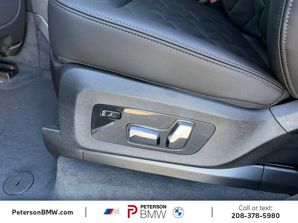 New 2027 BMW X7 xDrive40i w/ Premium Package AWD/4WD image 21