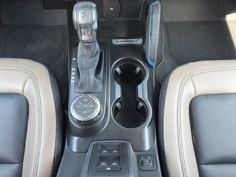 Used 2023 Ford Bronco Wildtrak AWD/4WD image 18