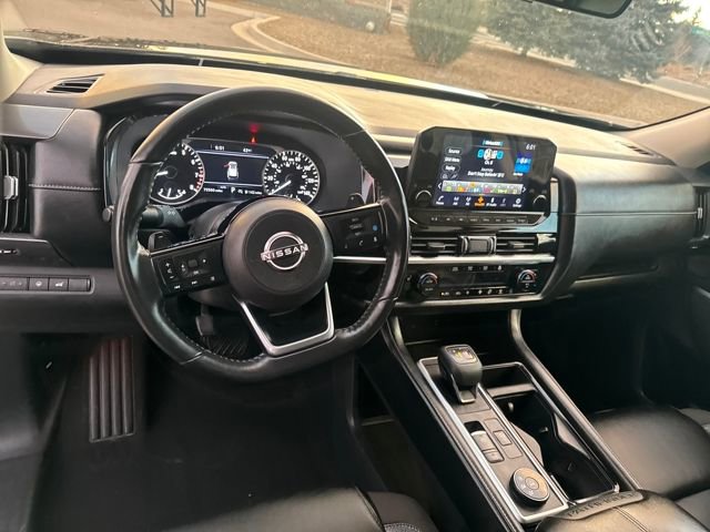 Used 2023 Nissan Pathfinder SL image 6