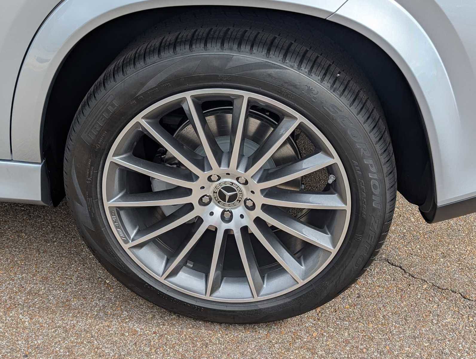 New 2026 Mercedes-Benz GLE 450 4MATIC image 29