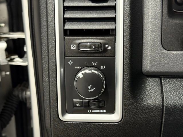 Used 2015 RAM 2500 Big Horn image 33