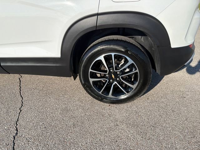 Used 2025 Chevrolet TrailBlazer LT AWD/4WD image 40