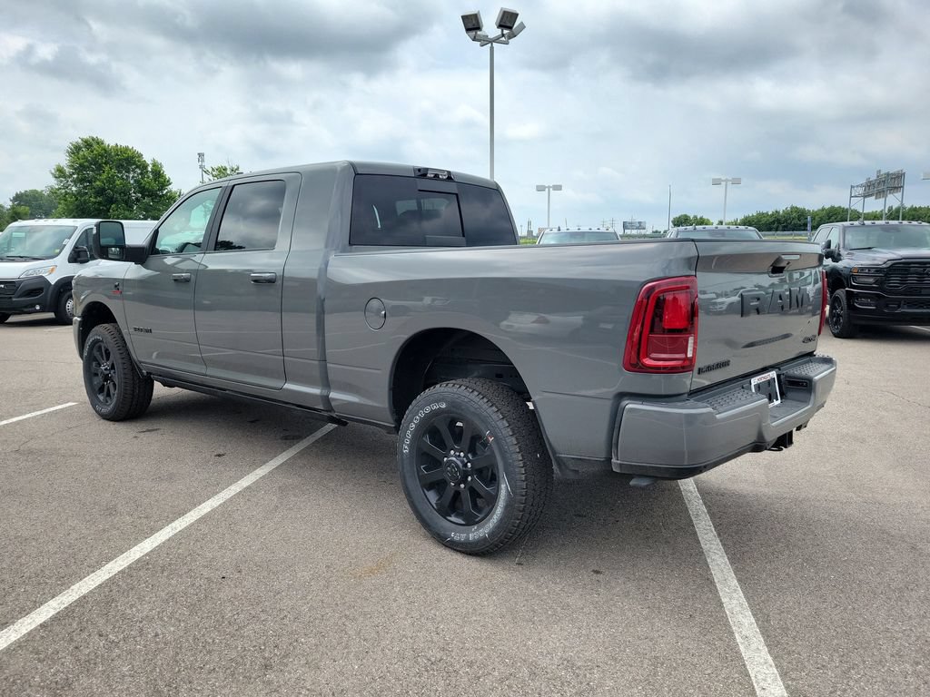 New 2026 RAM 2500 Laramie AWD/4WD image 3