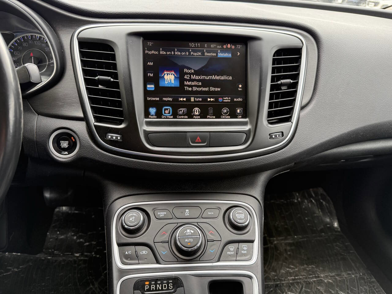 Used 2016 Chrysler 200 Limited Platinum w/ Comfort & Convenience Group image 8