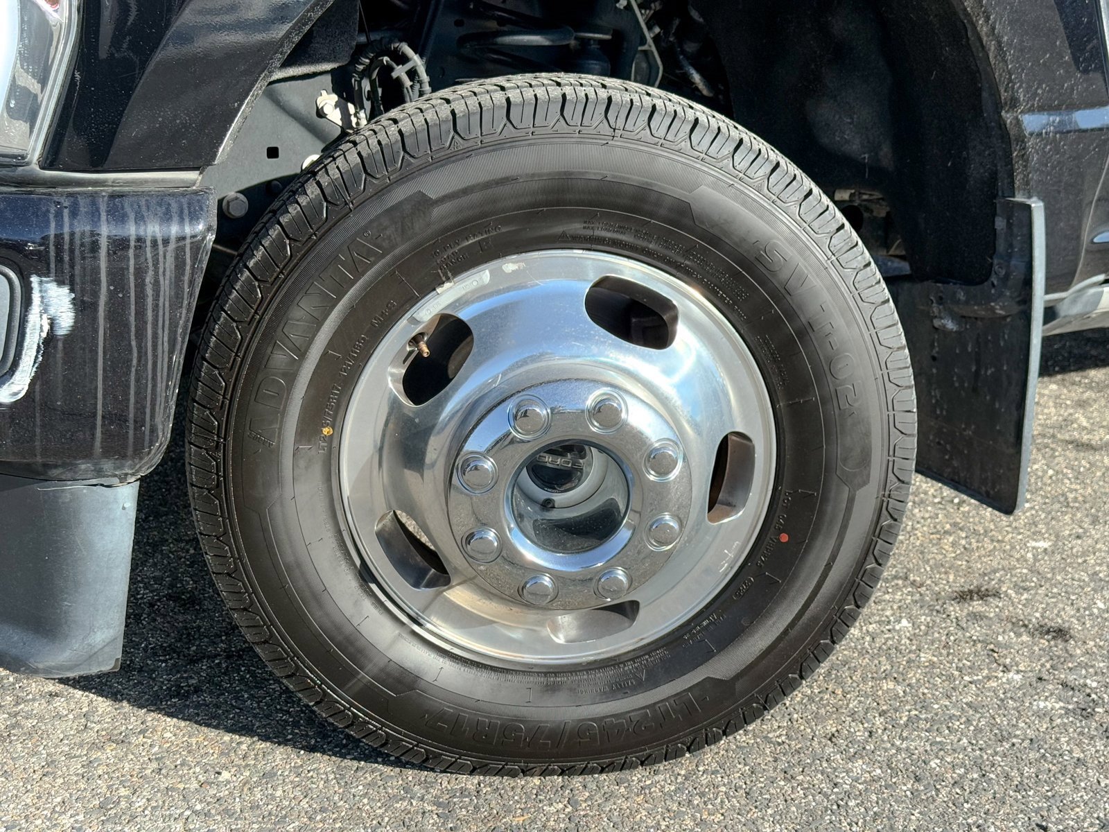 Certified 2024 Ford F350 Limited image 11