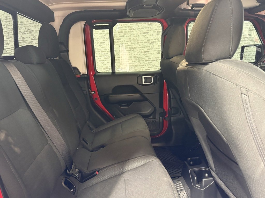 Used 2022 Jeep Gladiator Overland image 23