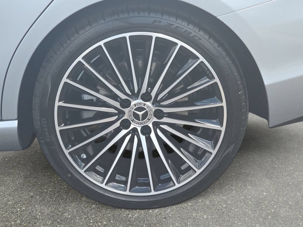 New 2026 Mercedes-Benz C 300 4MATIC Sedan image 31