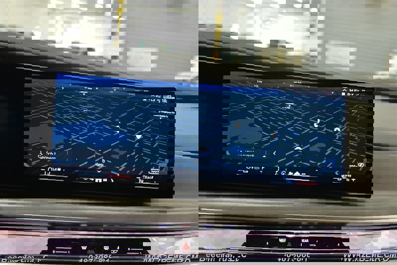 Used 2025 BMW 750e xDrive w/ Executive Package AWD/4WD image 33